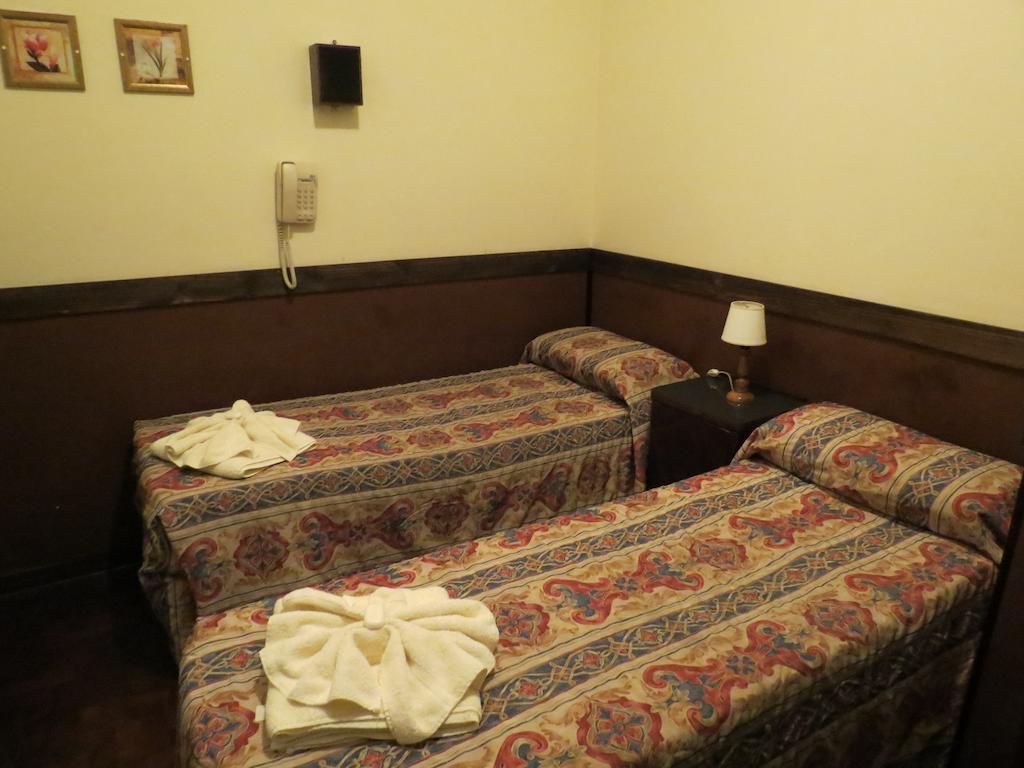 Hotel Raglan Mar del Plata Zimmer foto